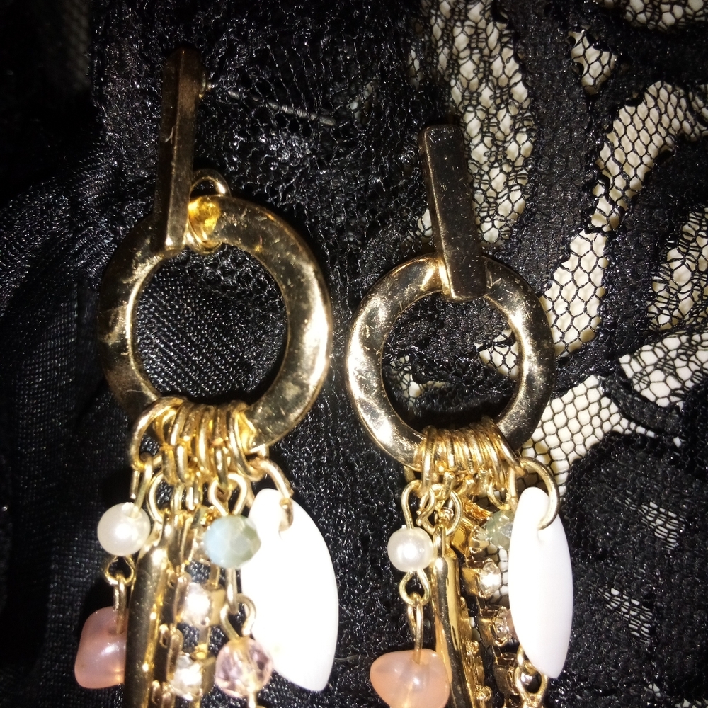 Beautiful Beach Inspired Seashell Dangle Earrings - image 3